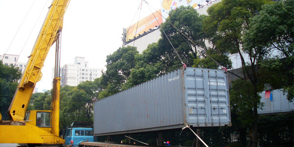 大型起重機(jī)吊裝時(shí)如何減少油耗？