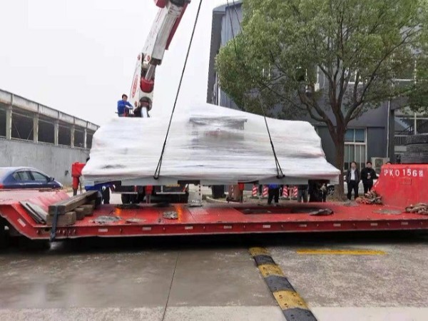 西門子激光機(jī)搬運(yùn)—屹星機(jī)電