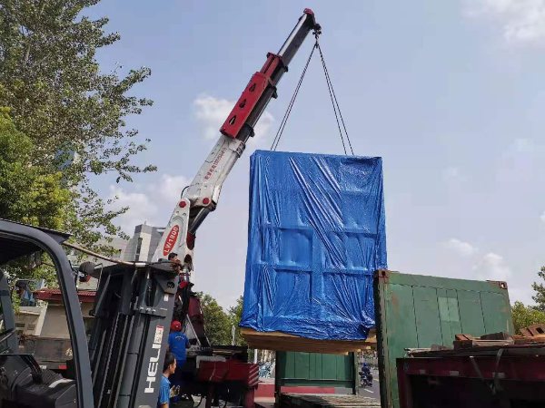 如何選擇機械設(shè)備裝卸廠家