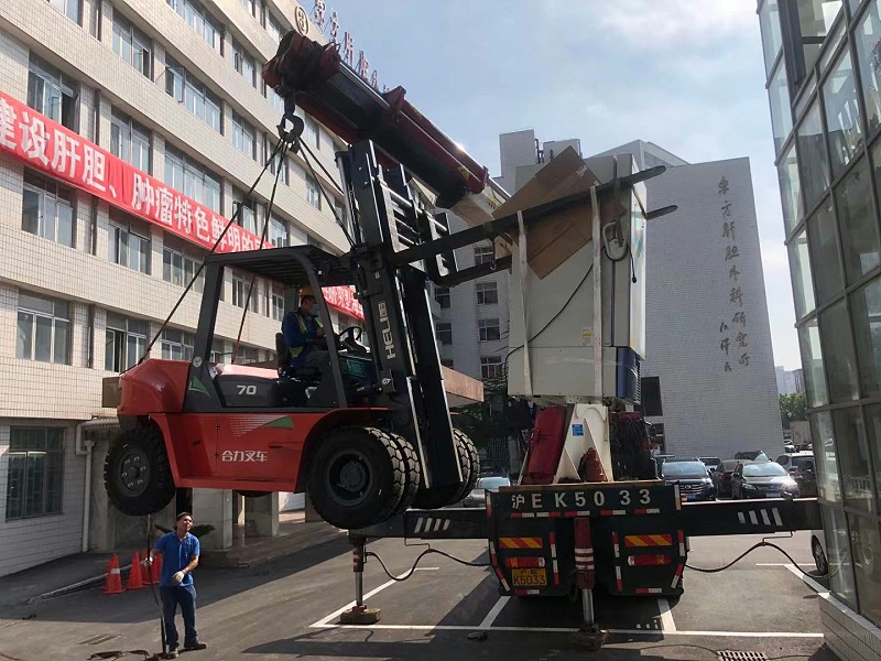 醫(yī)院檢測(cè)設(shè)備吊裝搬運(yùn)