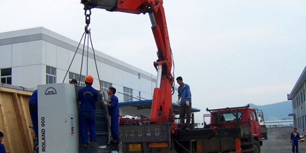 大型設(shè)備裝卸的流程以及注意事項。