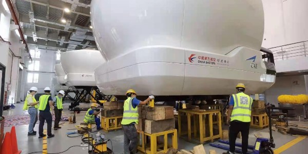 特種設(shè)備裝卸廠家與普通設(shè)備裝卸廠家有什么區(qū)別？